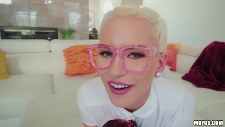 Nerdy Cutie Takes A Big Male Pole 1_main_thumbnail