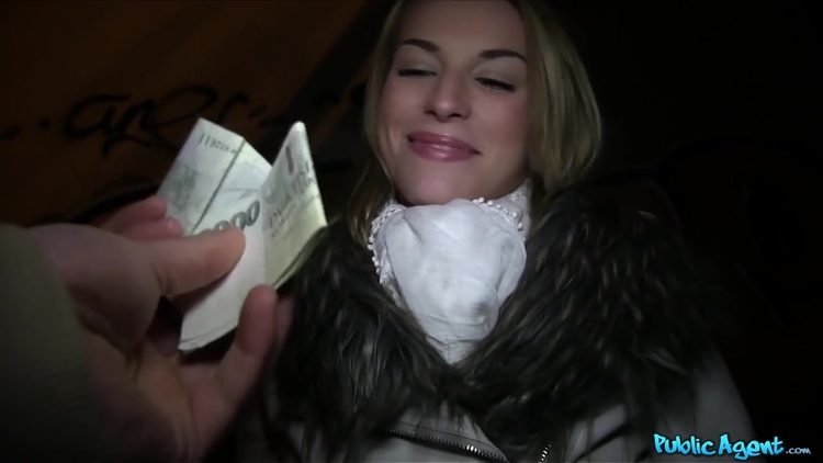 Skinny Blond Hair Babe Shagged Outside 1_main_thumbnail