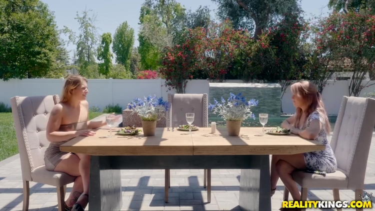 Perverted Slut Heart-stopping Adult_main_thumbnail