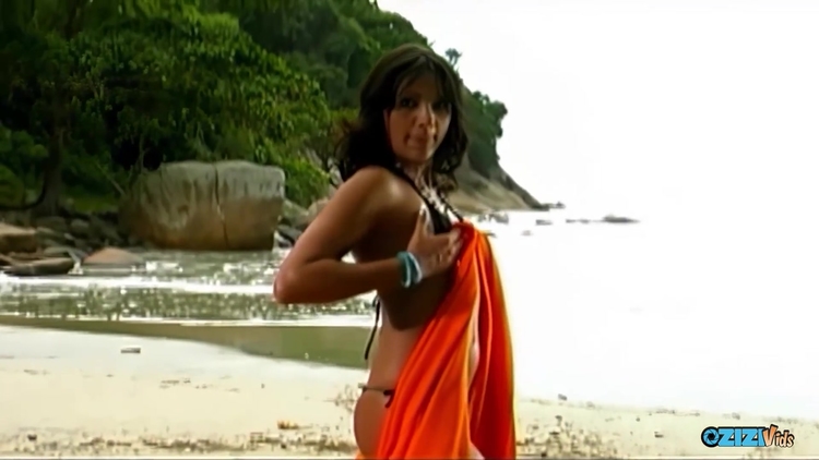 Anal Sex On The Beach Between A Sexy Brunette Milf And A Super Horny Guy_main_thumbnail