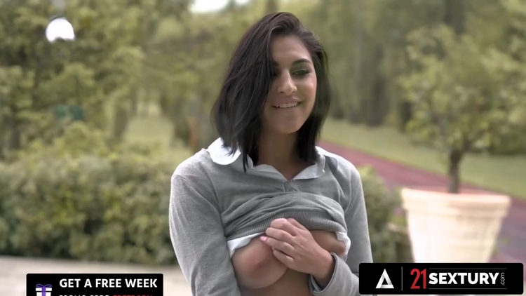 Cutie Girl Gets Sticky Facial After Being Dp_main_thumbnail