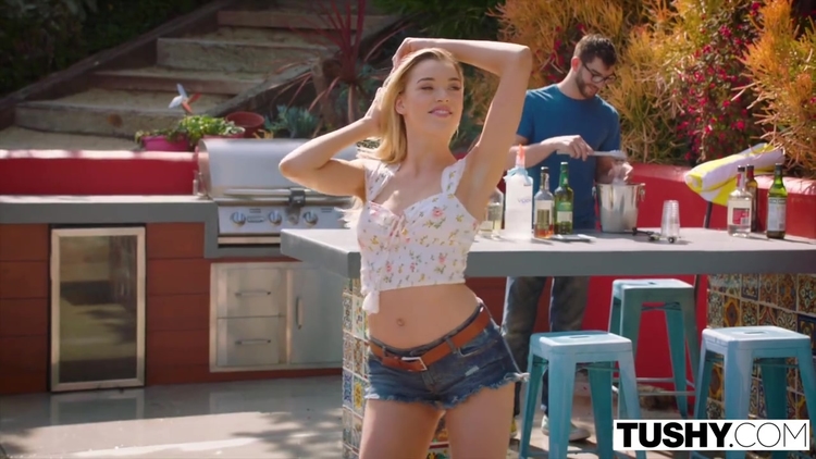 Anny Got A Bootyblaster In Her...fanny_main_thumbnail