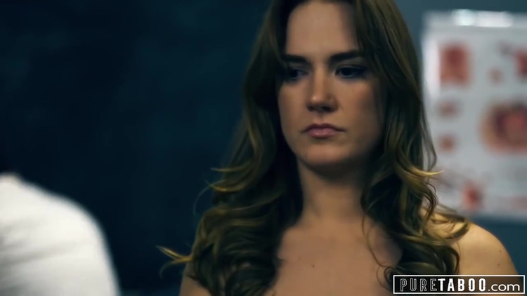 Desperate Milf Siri Dahl Tries Artificial Insemination With Creepy Physician_main_thumbnail