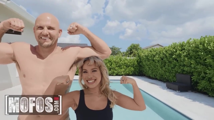 Luna Luxe Does Sexy Poses To Get Noticed By Jmac & When He Catches His Attention She Goes Right On His Big Dick_main_thumbnail