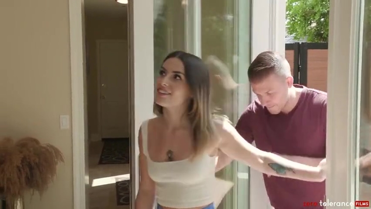 Chanel Camryn Horny Teen 18+_main_thumbnail