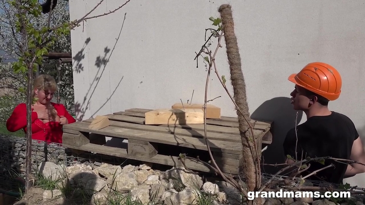 Checking Young Cocks - Eva Tittie_main_thumbnail