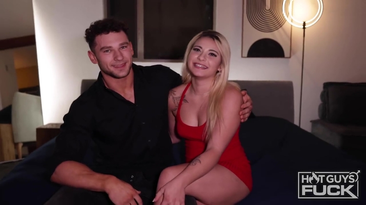 Zack Dickson The Abs Show Stuns Georgia Rae And Leaves Her Soaking Wet! - Georgia Rae_main_thumbnail