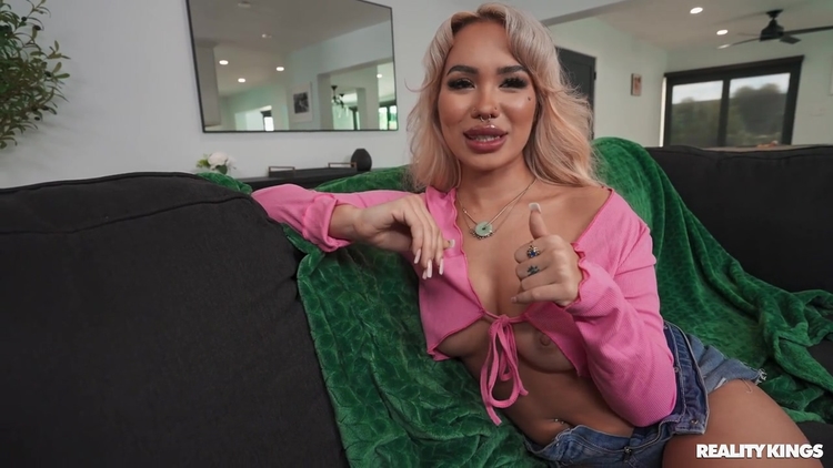 Pretty In The Pink - Luna Luxe_main_thumbnail