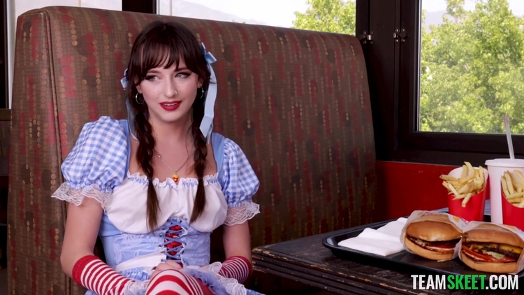 An Allstar That Cums With Fries! - Lana Smalls_main_thumbnail