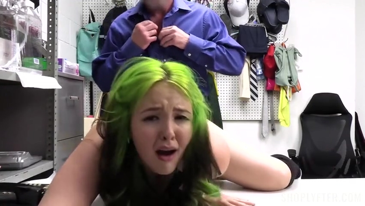 Aveena Axel - The Sassy Student 18+_main_thumbnail