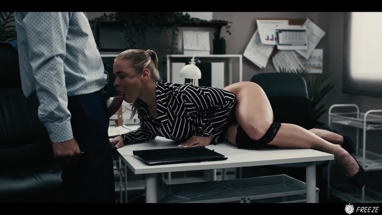 First Impressions - Alexa Flexy_main_thumbnail