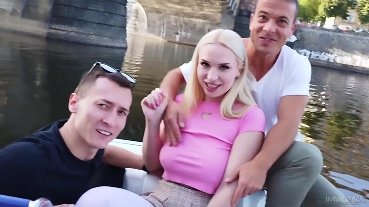 Vera Jarw - She Is Ready For New Experience In Her Life_main_thumbnail