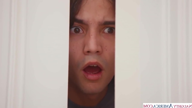 Boy Fucks Mature Busty Woman_main_thumbnail