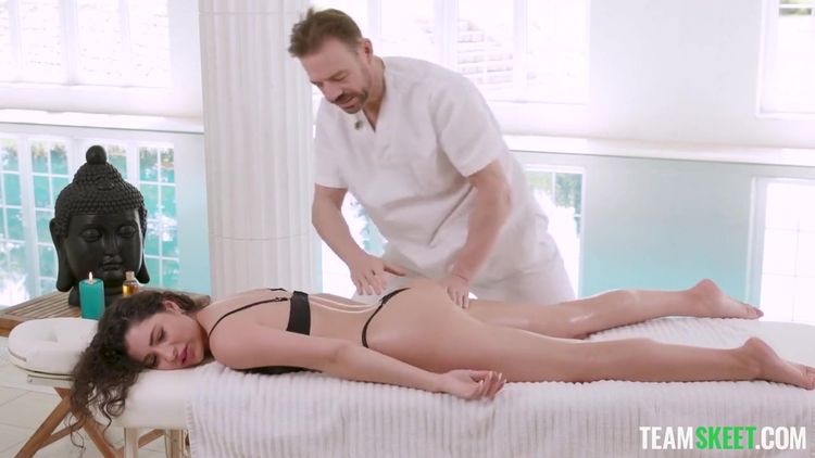 Helina Dream - Oiled Massage_main_thumbnail