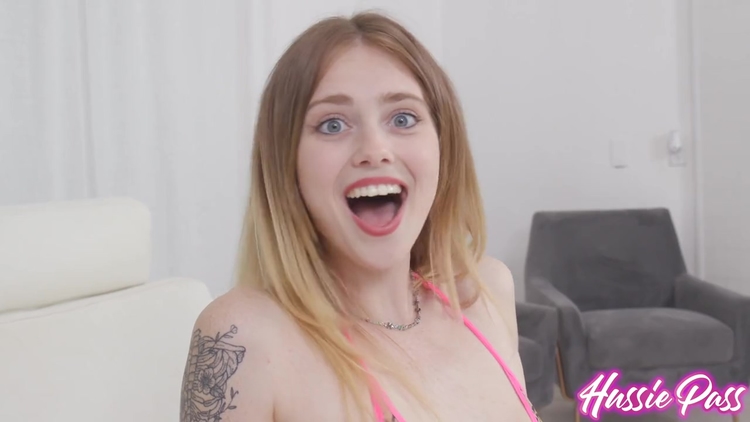 13 Inches For Slender Redhead - Lucy Foxx_main_thumbnail