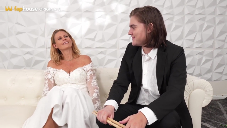 Fabulous Porn Video Hd Try To Watch For Pretty One_main_thumbnail