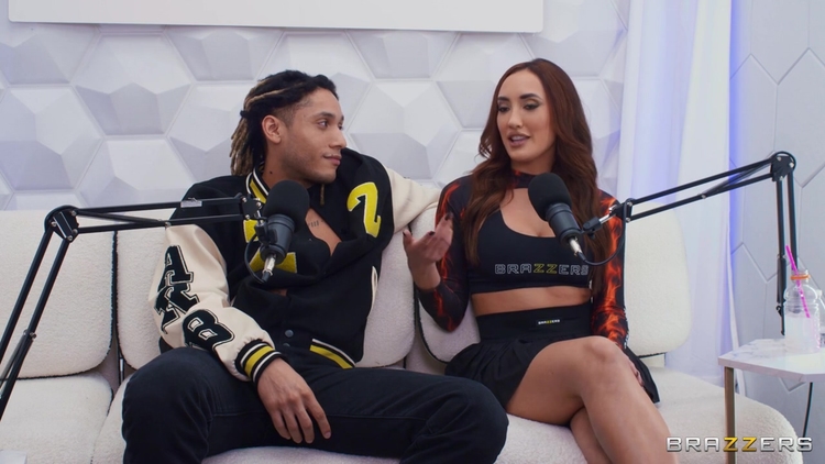 / - Chloe Amour, Luna Star, Derek Savage The Podcast_main_thumbnail