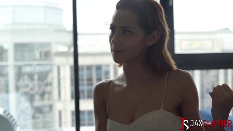 Sexy Veronica Squirts From Jax Black Hard Dick_main_thumbnail