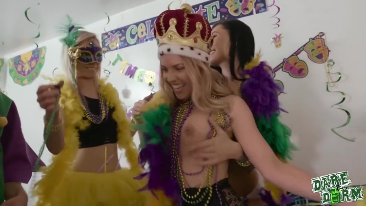 Shameless Tarts Unbelievable Sex Clip_main_thumbnail