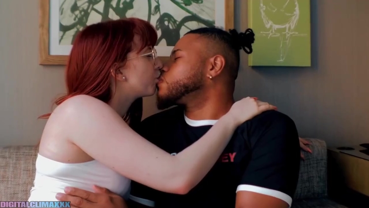 Featuring The Artemixxx And Hannah Graces Petite Video_main_thumbnail