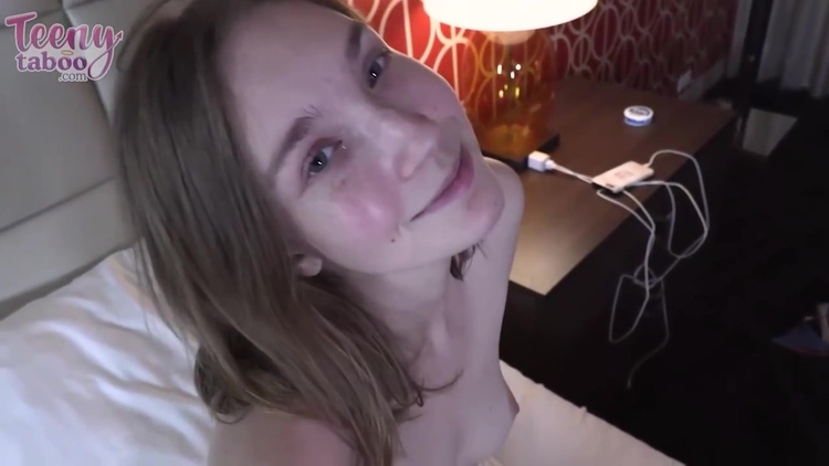 Voluptuous Claire Roos At Real Tits Action_main_thumbnail