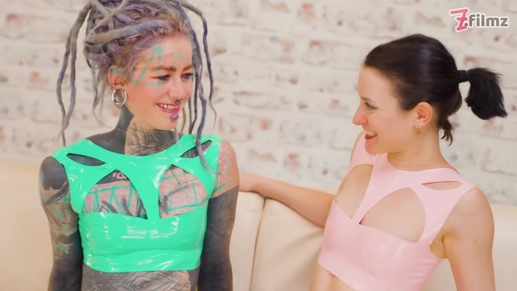 Vinyl Fun And Face Sitting - Anuskatzz & Miss Flora_main_thumbnail