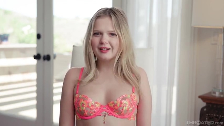 Coco Lovelock - Slutty Coco Sucks Cock_main_thumbnail