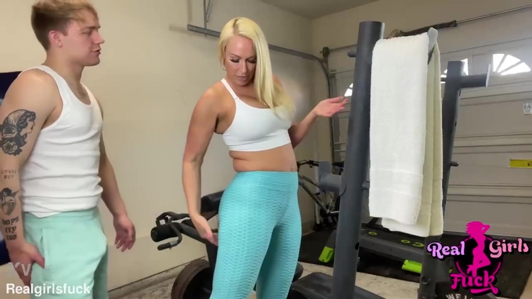 Mellanie Monroe My Big Tit Wants To Fuck Instead Of Lifting_main_thumbnail