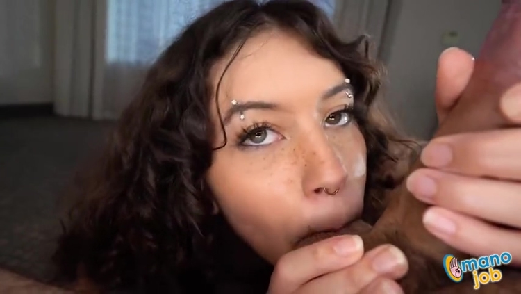 Nicole Luva - Can You Keep A Secret ?_main_thumbnail