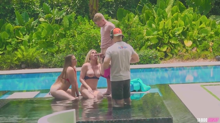 Melanie Hicks Hot Milf_main_thumbnail