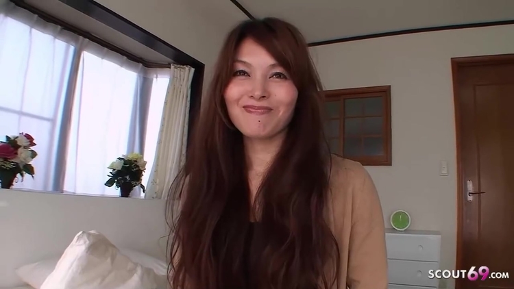 Japanese Mature Stepmom Talk To Filmed While Creampie Fuck_main_thumbnail