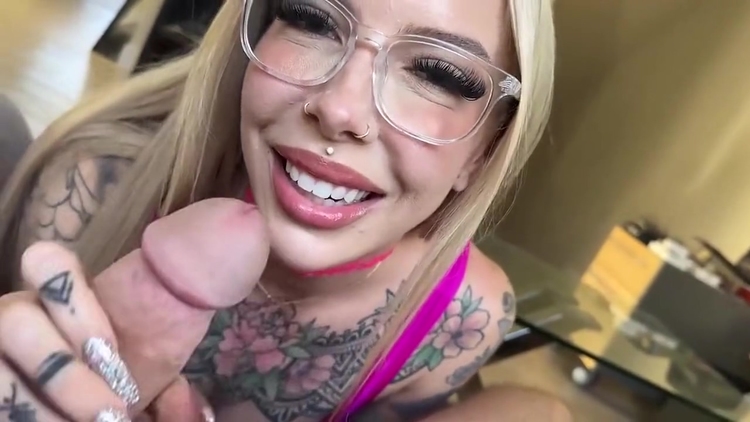 My Stepbrothers Girlfriend Cassidy Luxe Hd Pfxc_main_thumbnail