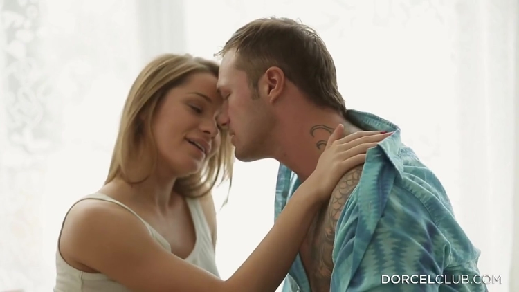 Sexy Teen 18+ Kacy Lane Says Thank You To Her Boyfriend!_main_thumbnail