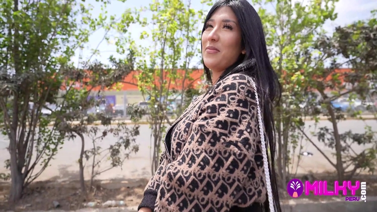 Sofia Cavero, Peruvian Caught In The Streets Of Trujillo_main_thumbnail