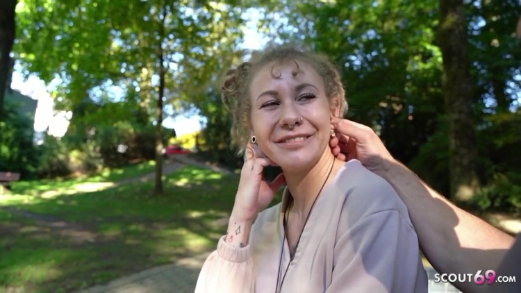 1st Anal Creampie I Small Gal Julia Juice I German Dreadlocks_main_thumbnail