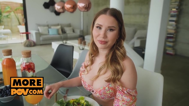 Amalia Davis Gives U Her Booty And Her Vagina To Pump_main_thumbnail