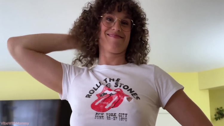 Never Let Your Stepmom Go To Coachella Without You_main_thumbnail