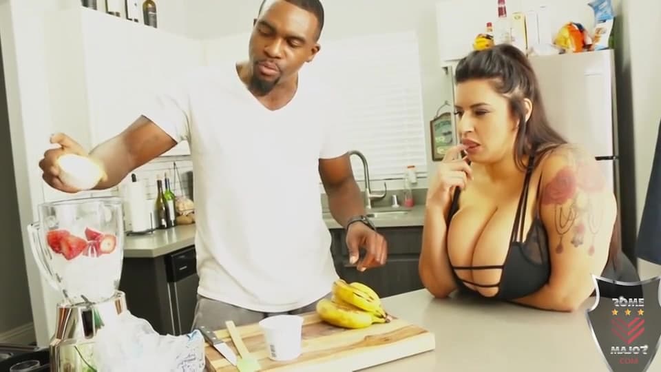 Bbw Sofia Rose Gets Protein Cum Shake_main_thumbnail