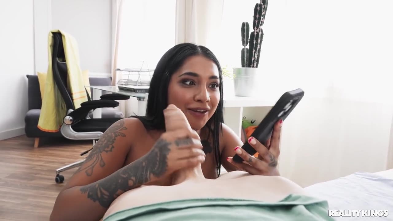 Accidentally Sending Nudes - Yasmina Khan_main_thumbnail