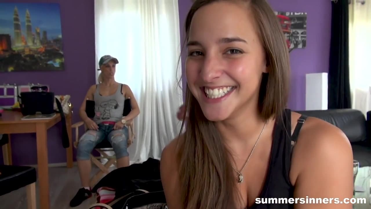 Wendy Moon, Chrissy Fox And Amirah Adara In Best Sex Vacation Is About To Start_main_thumbnail