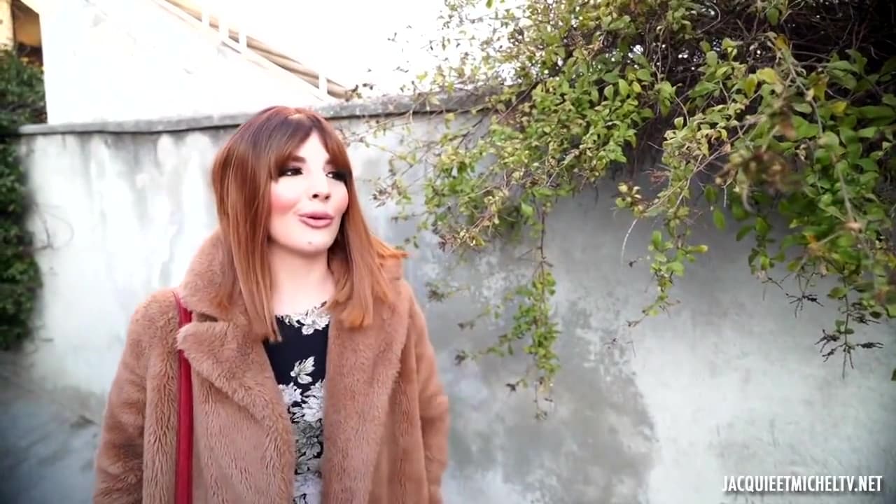 Zoe, 25, International Law student 18+ In Toulon!_main_thumbnail