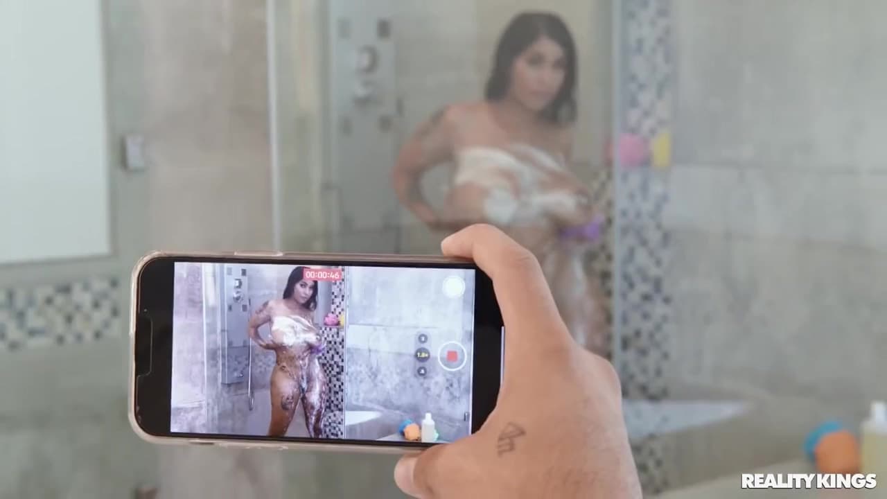 Paris The Muse In The Chasing Thicc Ass Workout_main_thumbnail