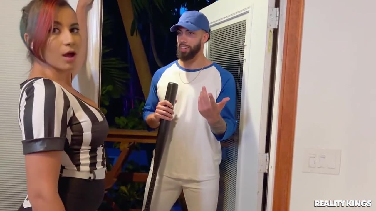 Scary Stories And Tented Orgies With Roxie Sinner And Sarah Arabic_main_thumbnail