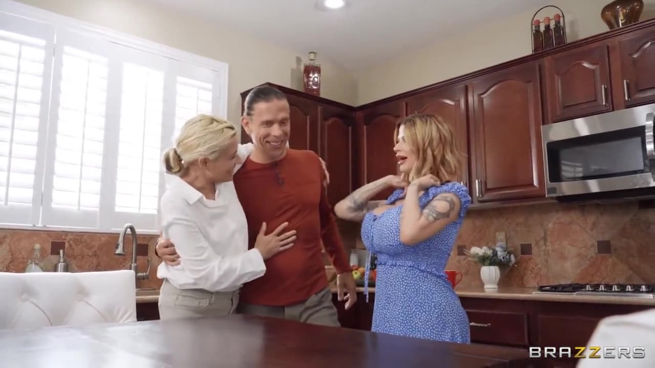 Watch This Trick, Inflatable Tits!_main_thumbnail