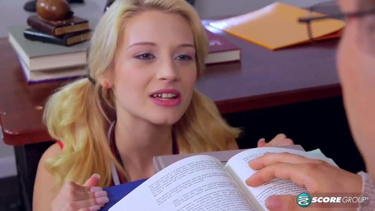 Aubrey Gold - Cheerleader Pussy_main_thumbnail