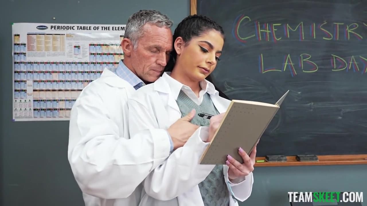 Angel Gostosa In Weird Science_main_thumbnail