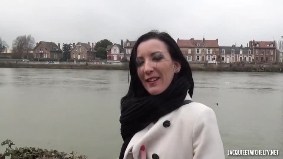 French Fuck With Tania 25ans Dangers_main_thumbnail