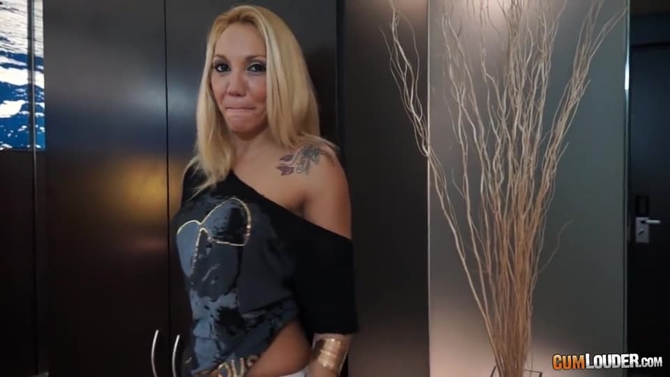 Prankish Amateur Cougar Hardcore Sex Video_main_thumbnail