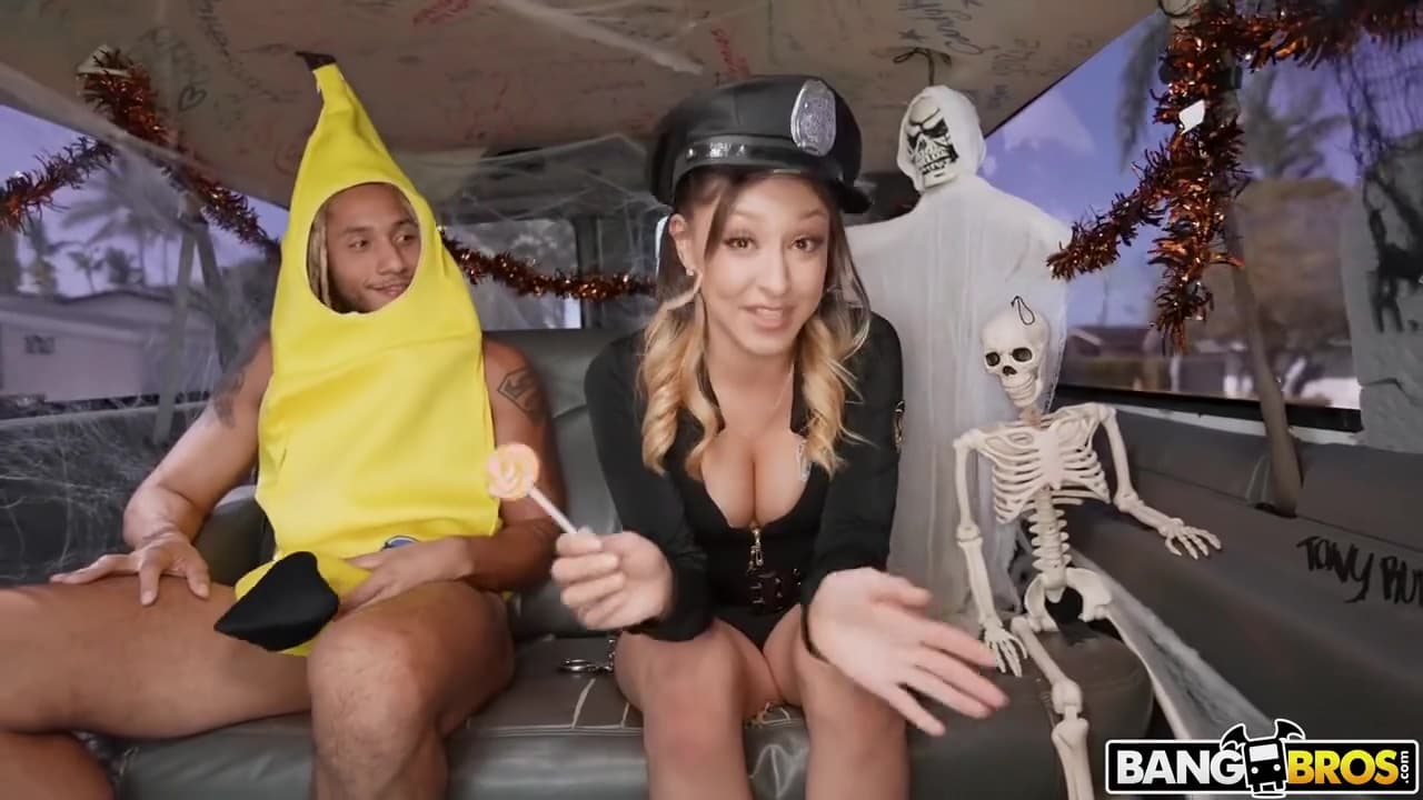 Mads Flores- Happy Swalloween_main_thumbnail