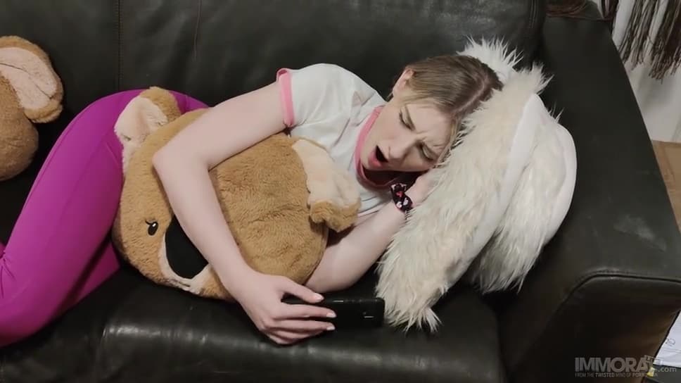 New Stepdaughter Melody Marks Dreams Ofing A Demon Slayer - Part 1 - 07/17/23_main_thumbnail